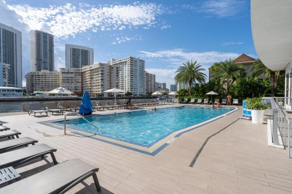 Miami Beach Studio Amazing Views 405B Hallandale Beach Exteriör bild